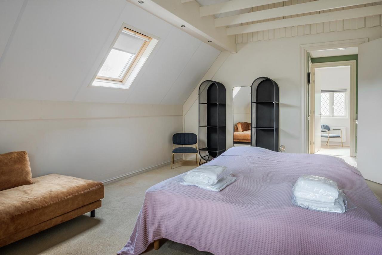 Beautiful English Villa With Hottub Zuidwolde  ภายนอก รูปภาพ