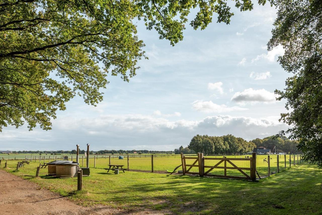 Beautiful English Villa With Hottub Zuidwolde  ภายนอก รูปภาพ