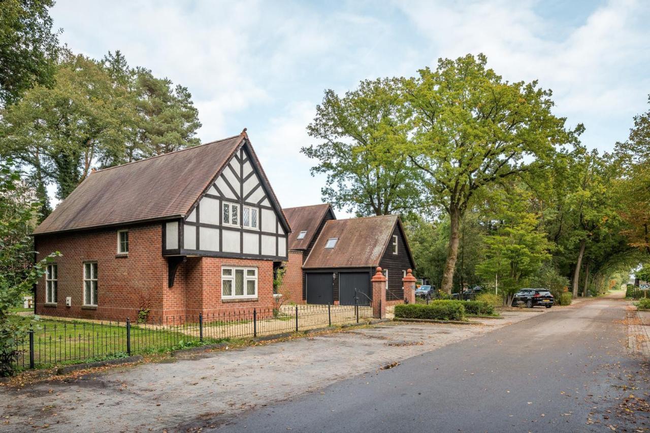 Beautiful English Villa With Hottub Zuidwolde  ภายนอก รูปภาพ